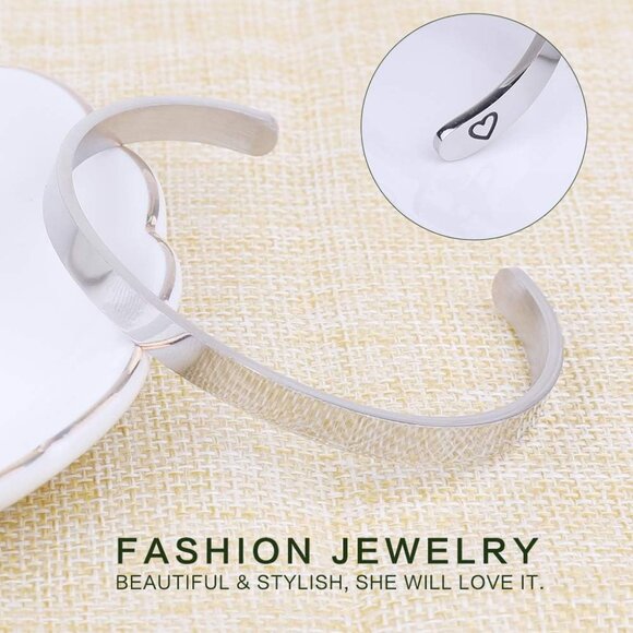 Elegant Hidden Message Bracelet in Stainless Steel - Ideal Gift for Any Occasion - Picture 5 of 7